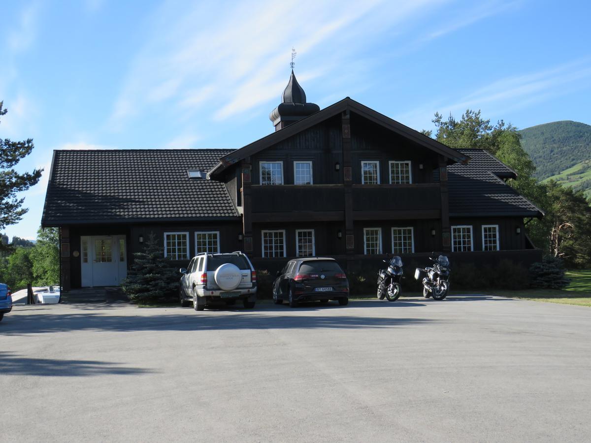 Toftemo Turiststasjon Hotel 3*