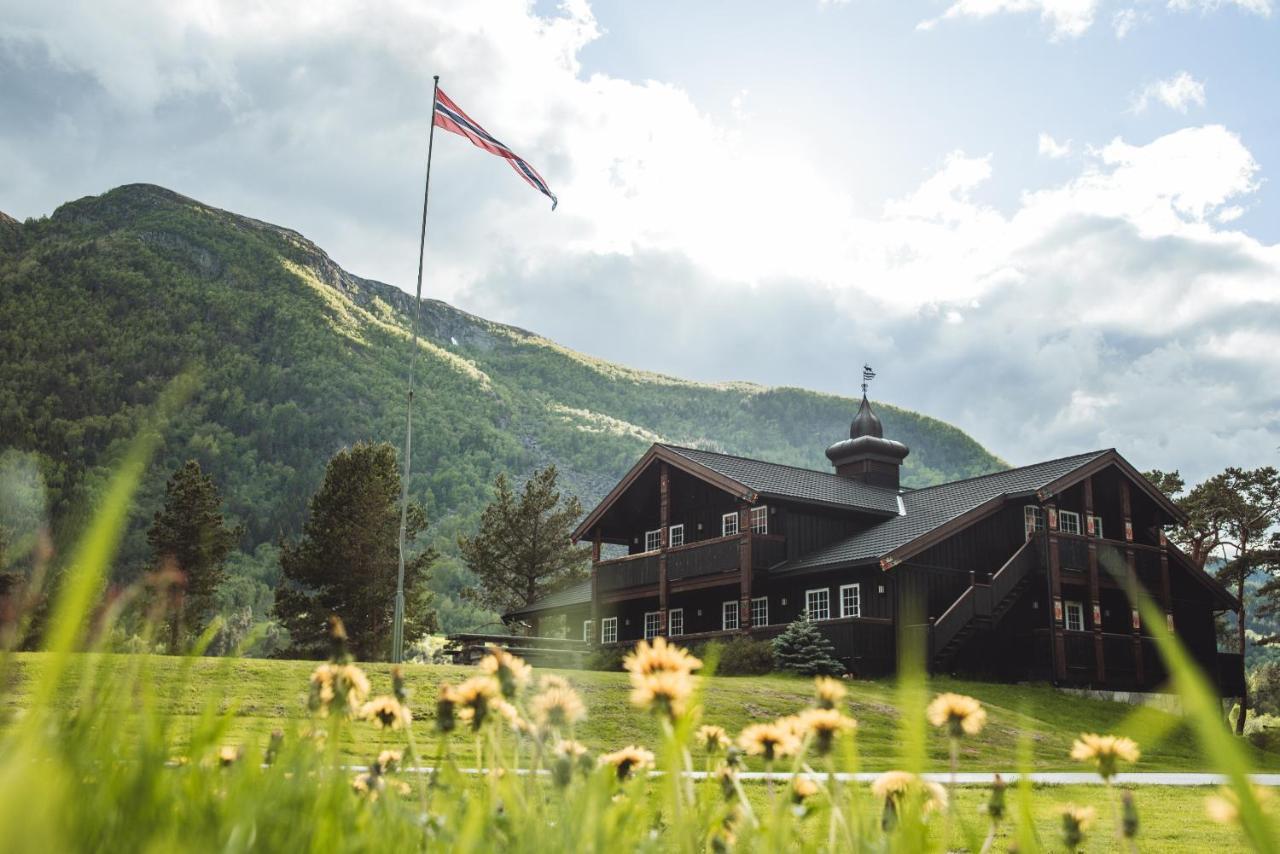 Toftemo Turiststasjon Hotel 3*